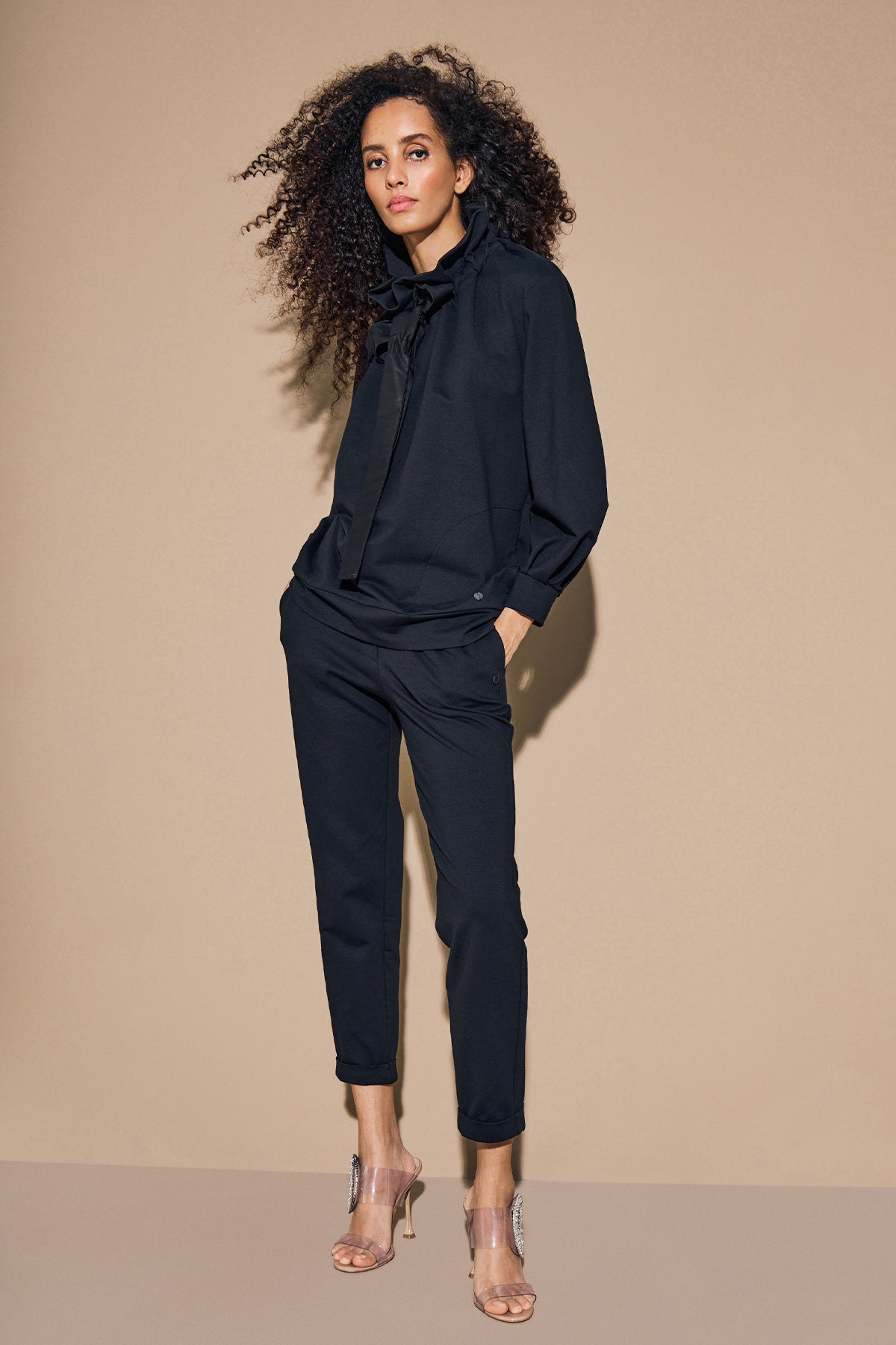 Color 01 - 3 - 58016026_01_02.jpg