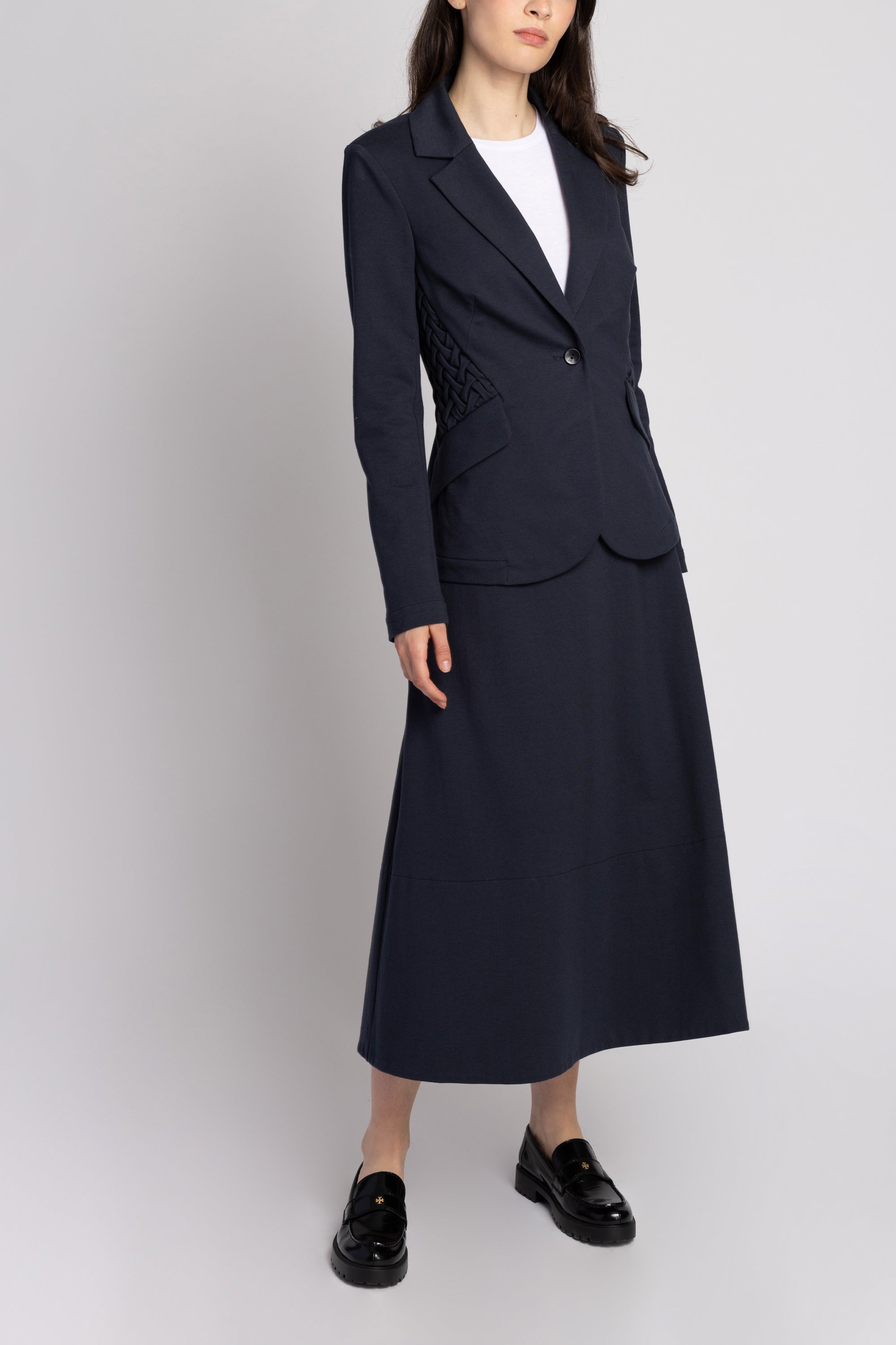 Color 26 - 2 - MERIT_26_01.jpg