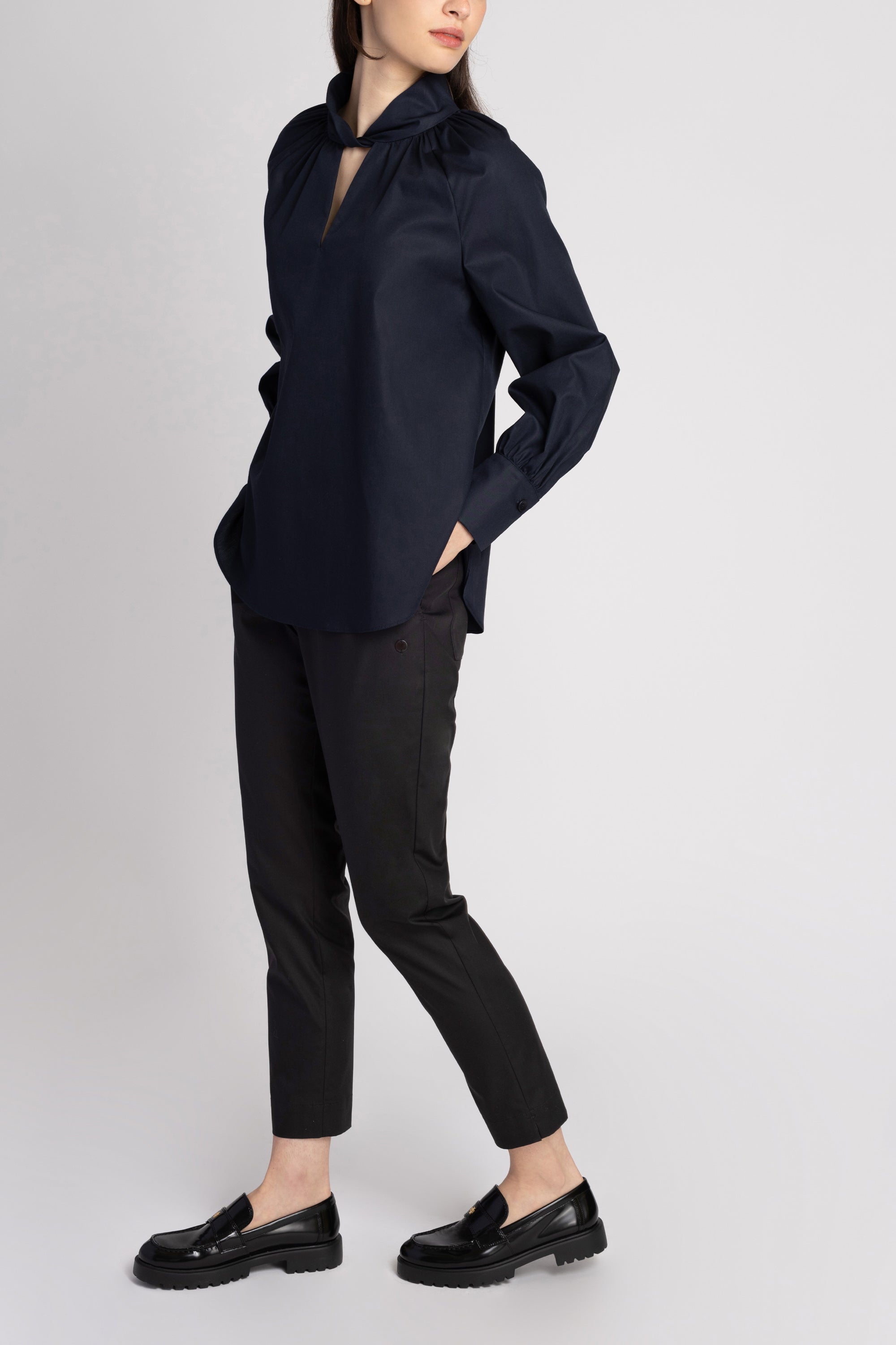 Color 26 - 3 - MILANA_26_02.jpg