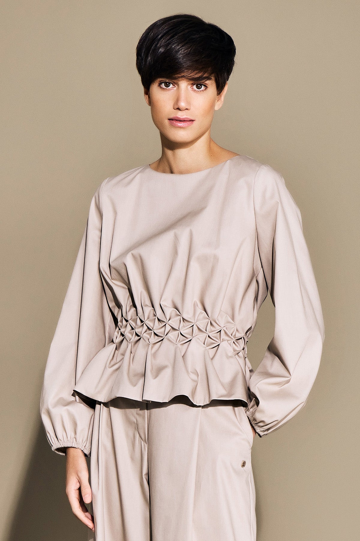 Couleur 37 - 2 - GABRIELLE_37_01.jpg