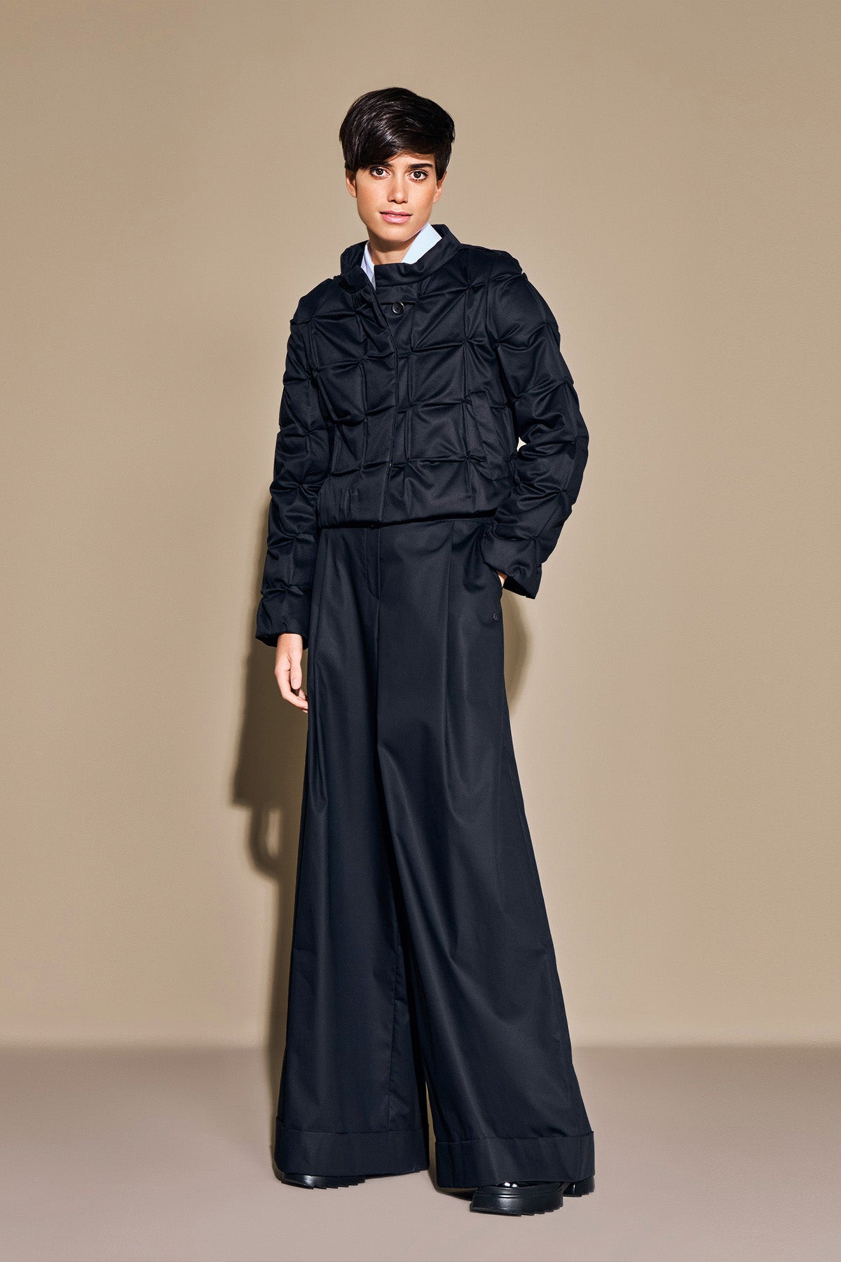 Couleur 01 - 3 - ISADOR_01_02.jpg