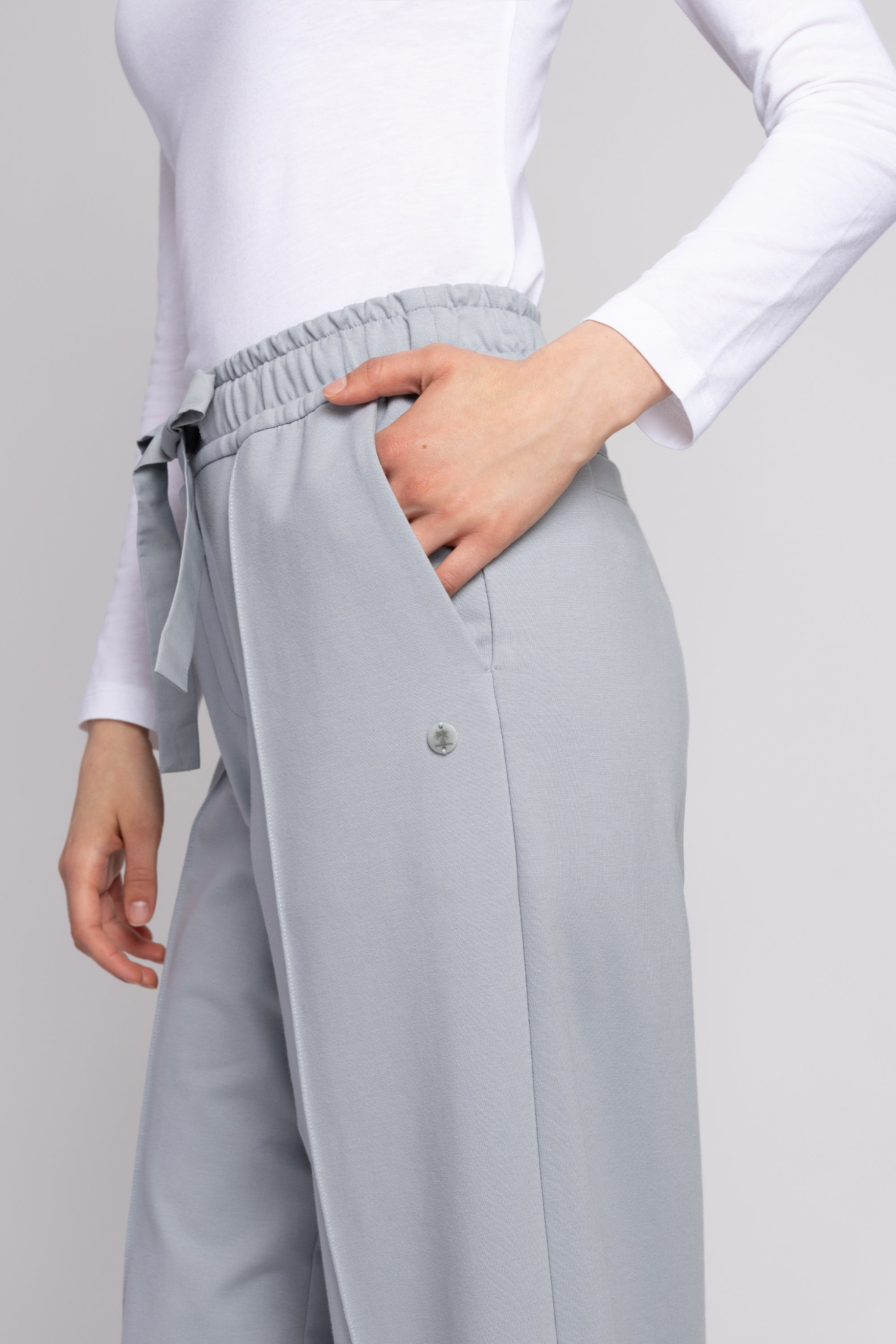 Color 24 - 5 - JOYCE_24_04.jpg