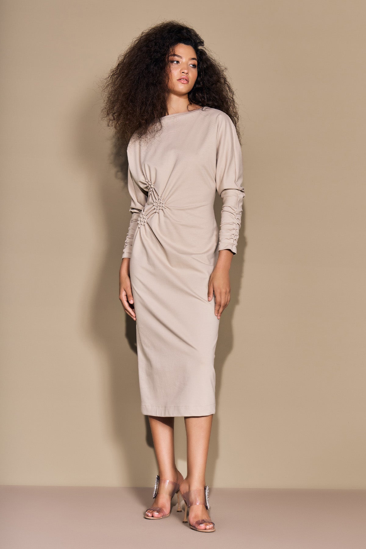 Couleur 37 - 2 - KATE_37_01.jpg