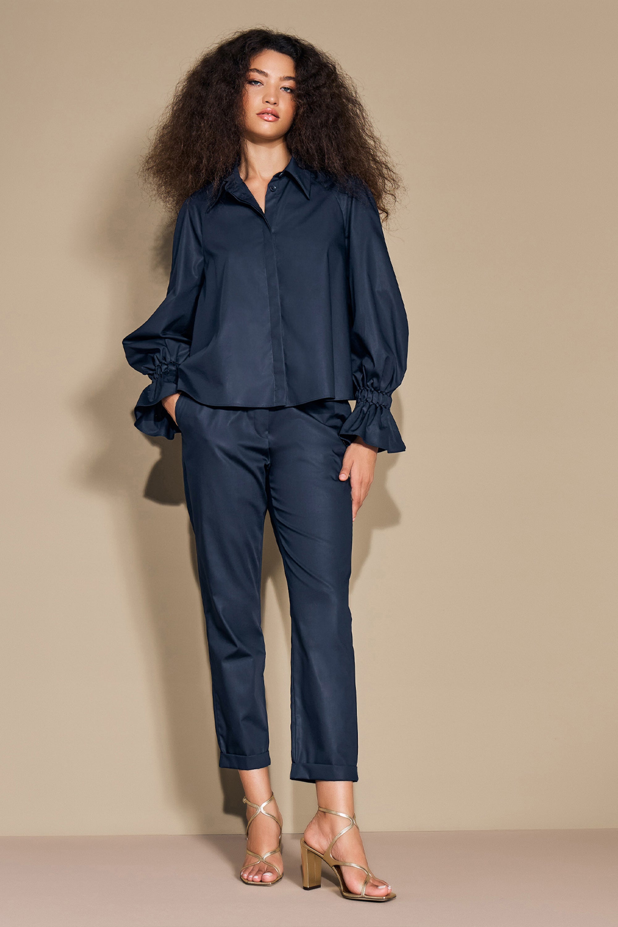 Color 26 - 3 - LEANA_26_02.jpg