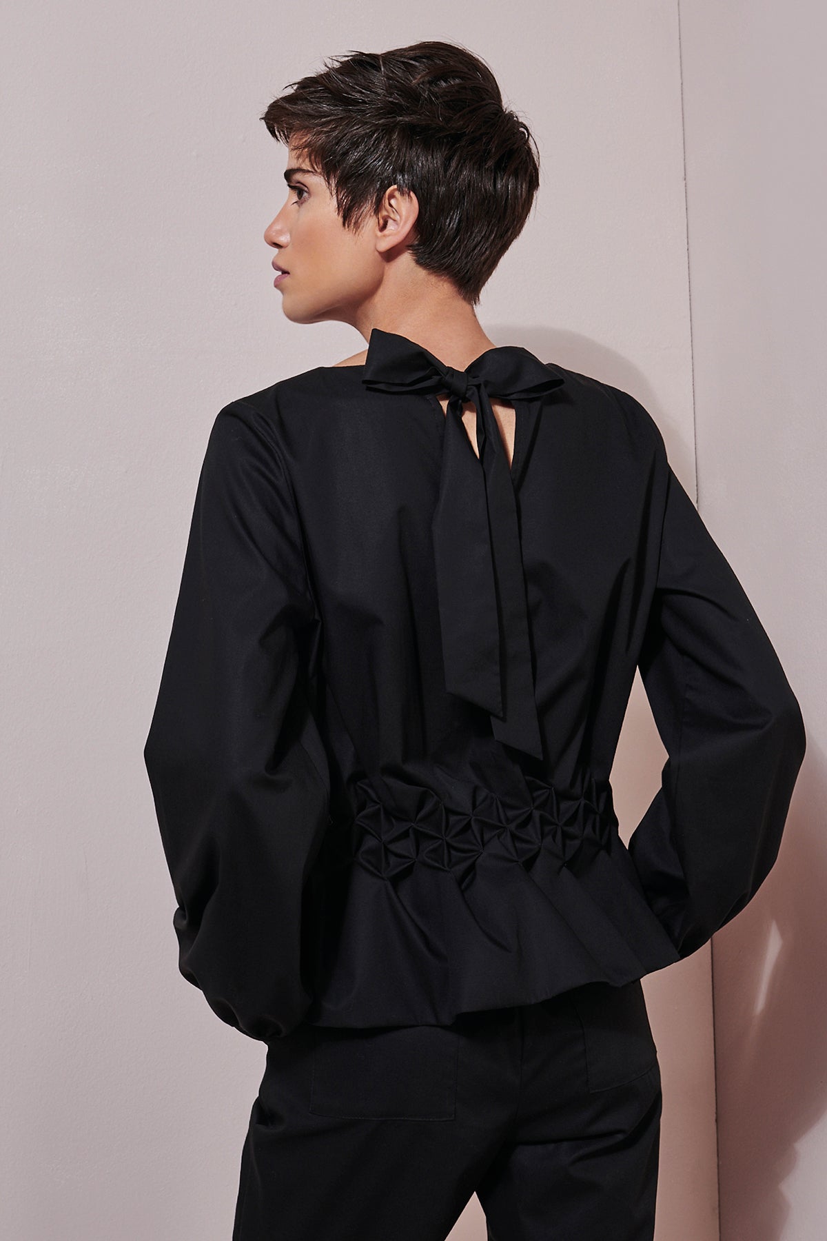 Color 01 - 4 - 50032001_01_03.jpg