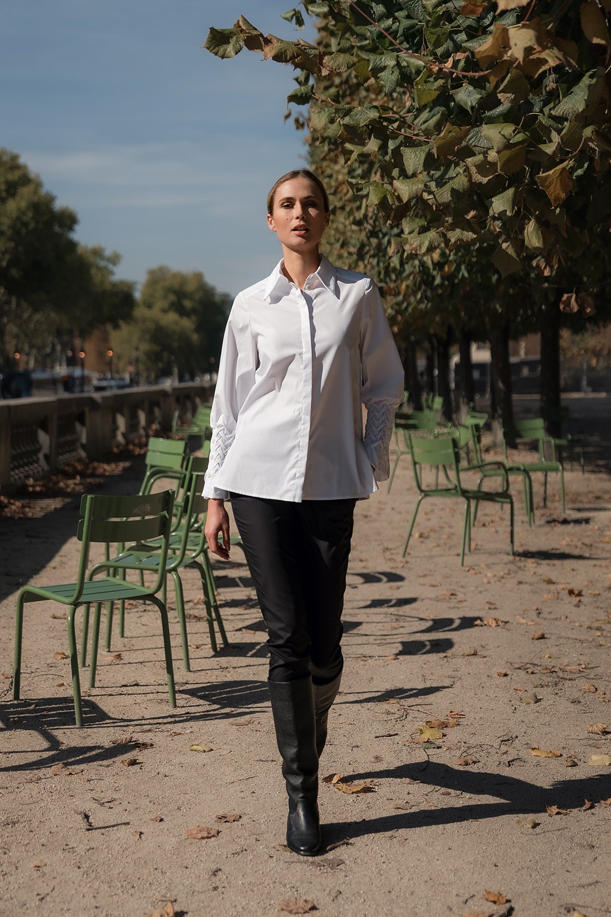 Color 80 - 3 - MALOU_80_02.jpg