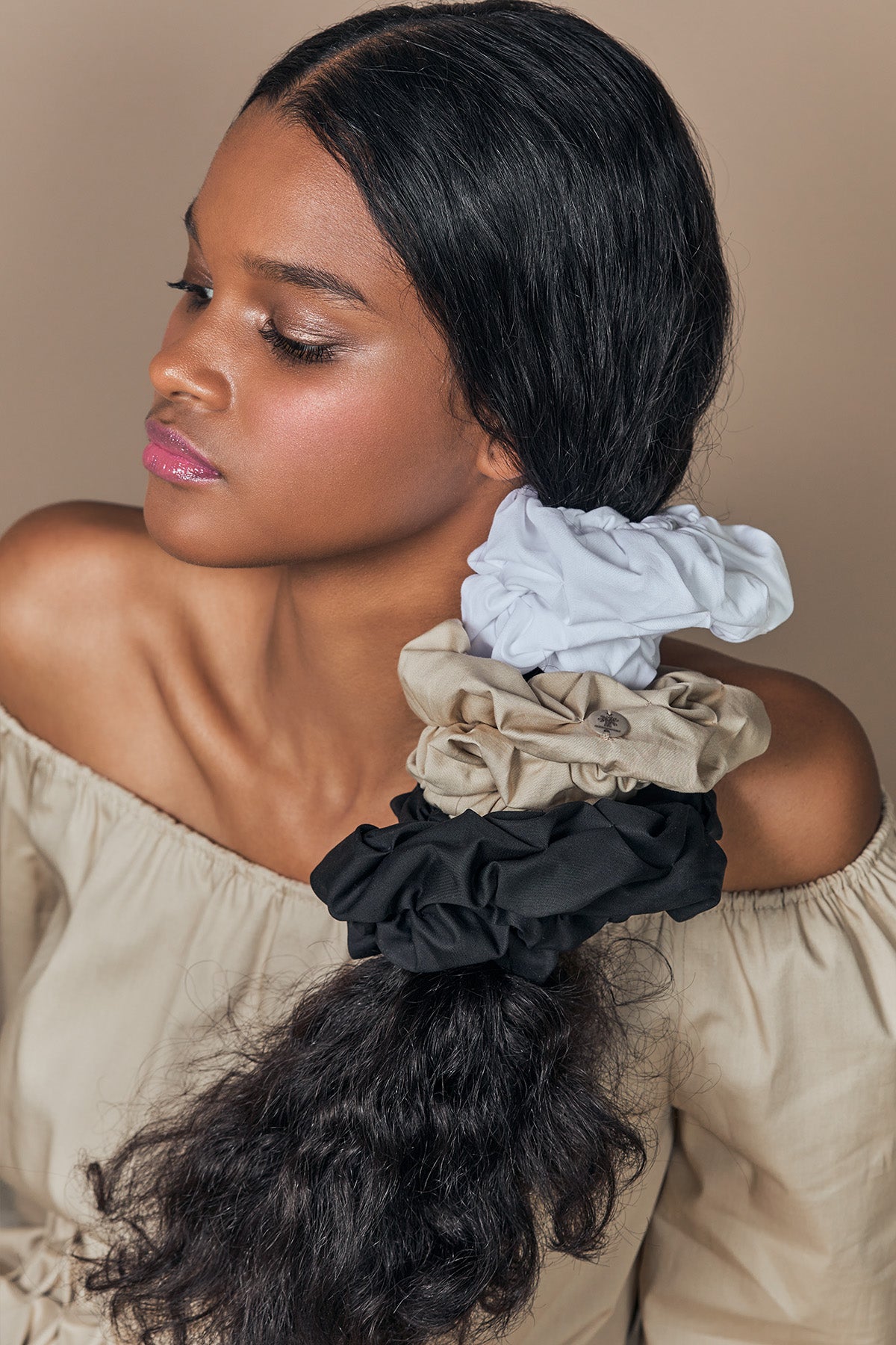 Color 80 - 2 - FLEUR_White_8463.jpg