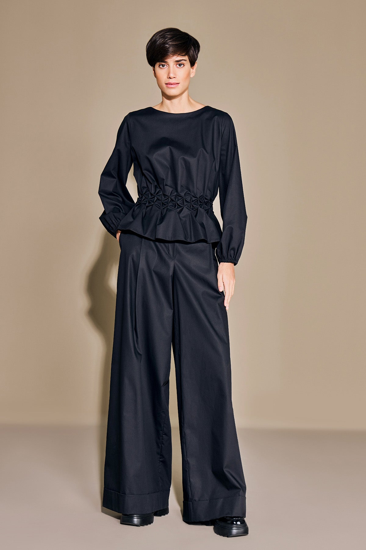 Color 01 - 2 - GABRIELLE_01_02.jpg