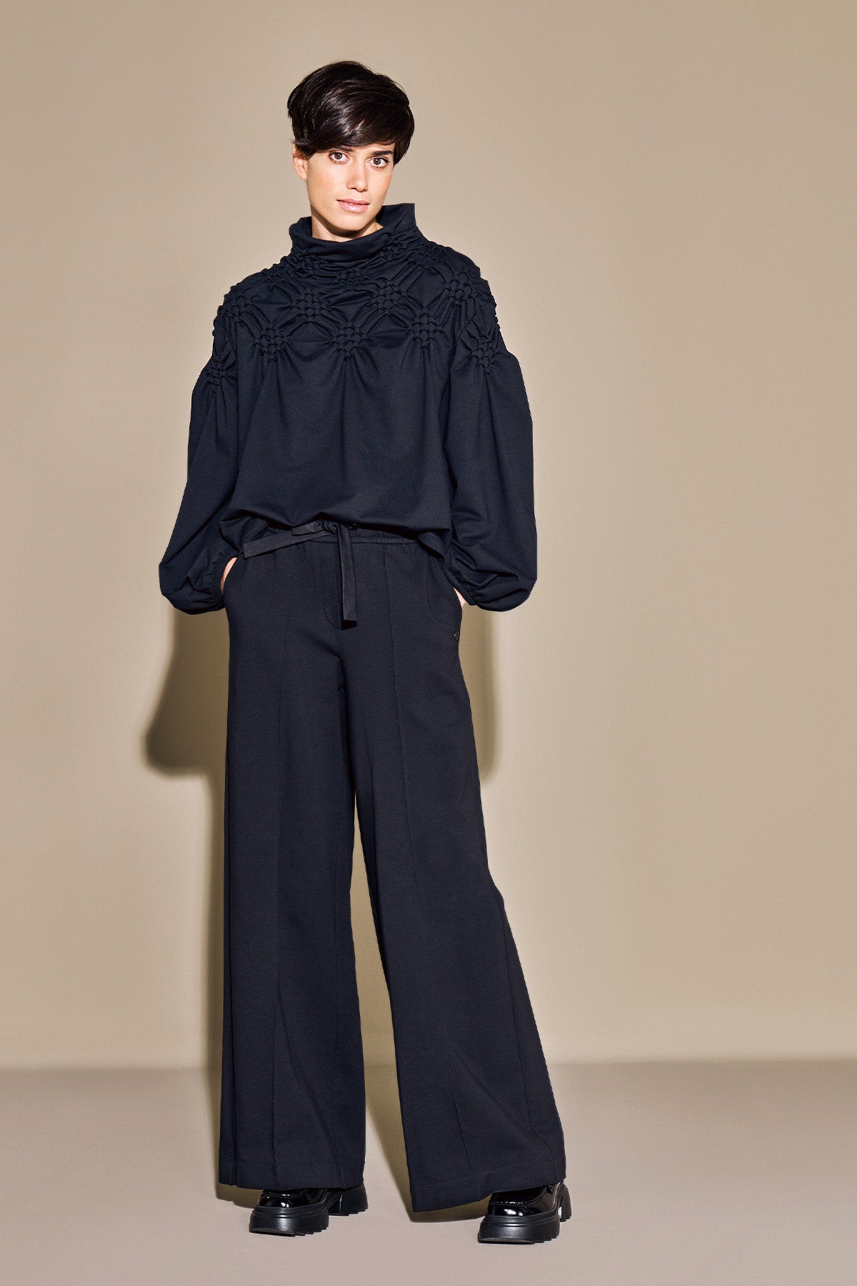 Color 01 - 3 - KAIA_01_02.jpg