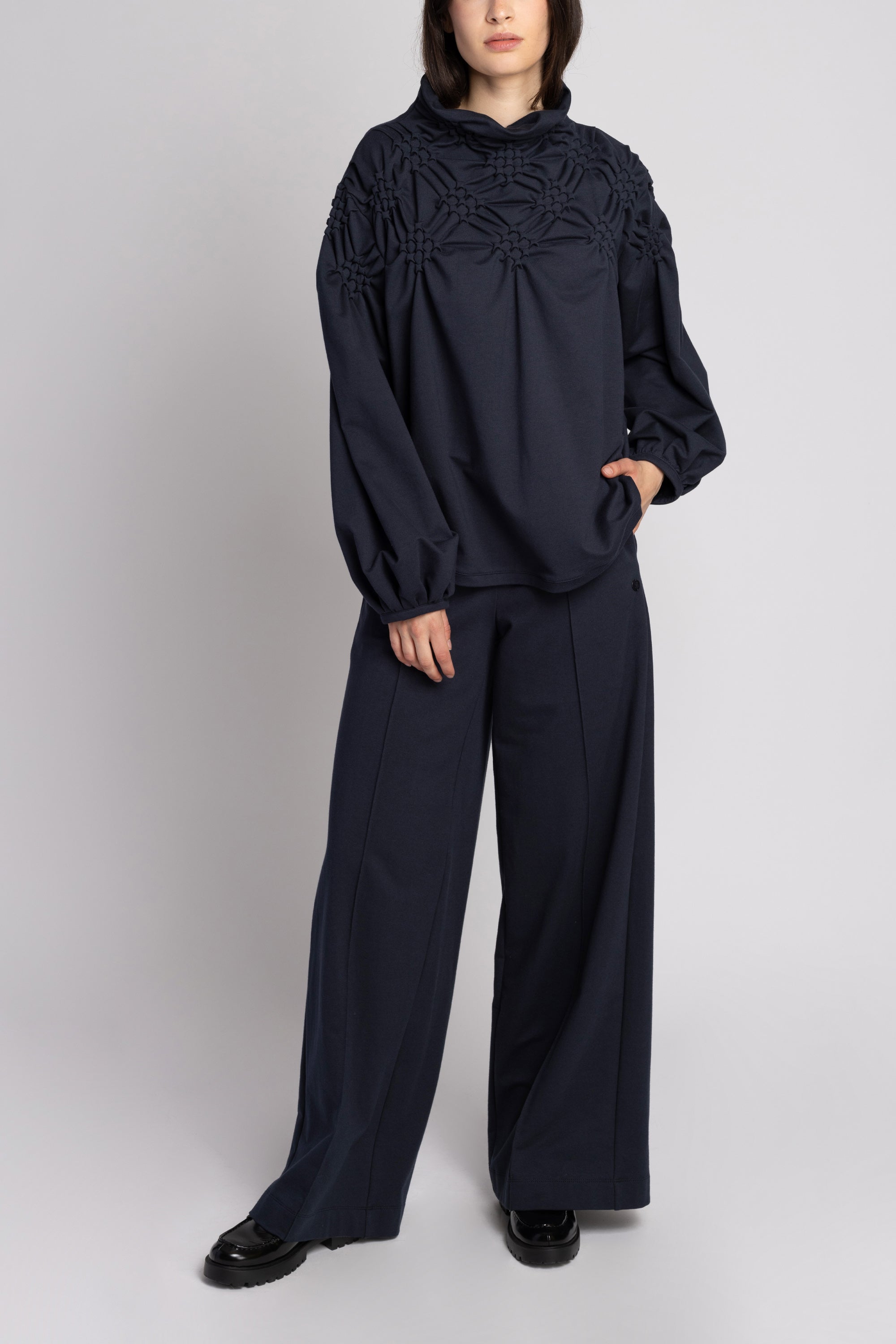 Color 26 - 2 - KAREN_26_01.jpg