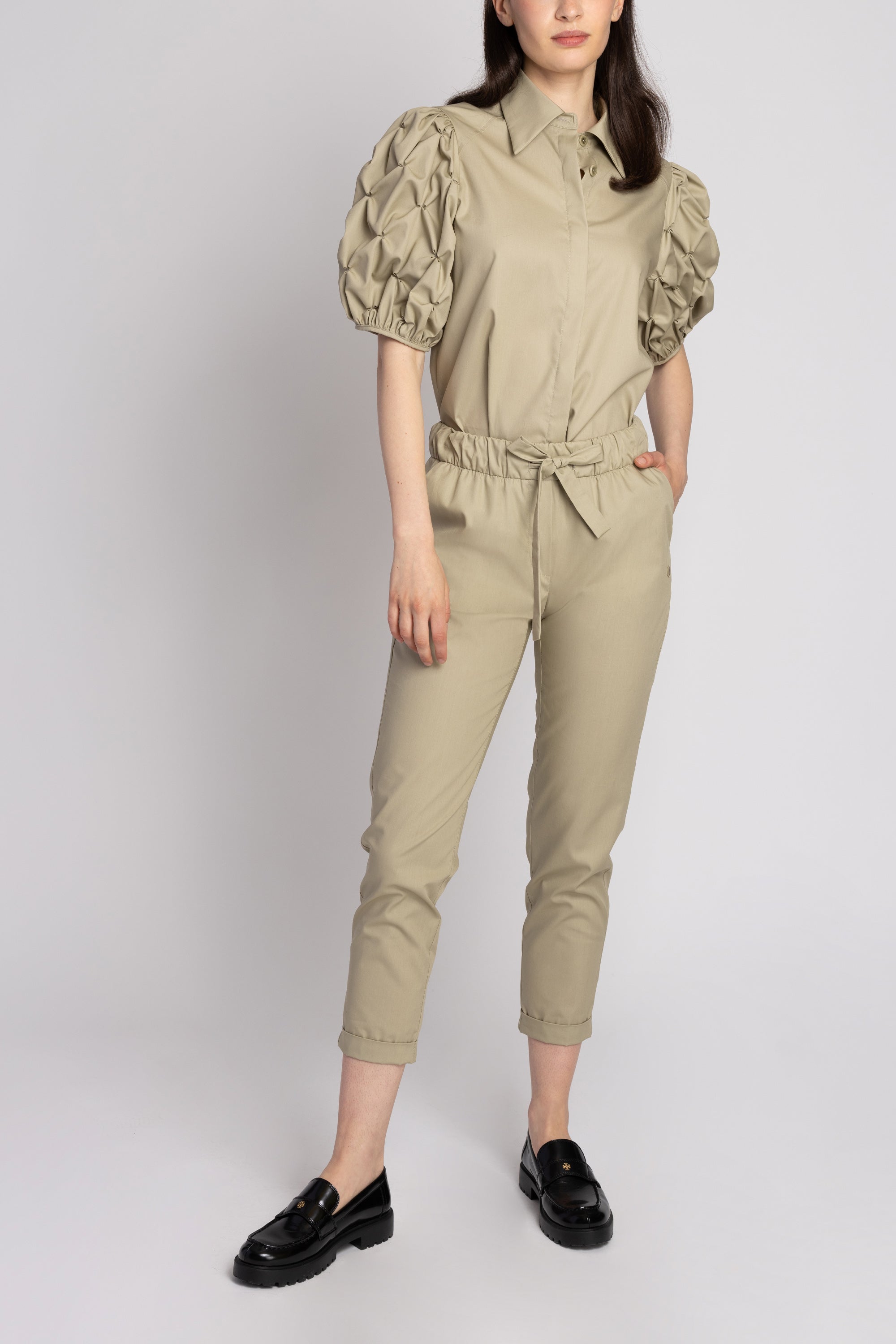 Color 40 - 5 - LALITA_40_05.jpg