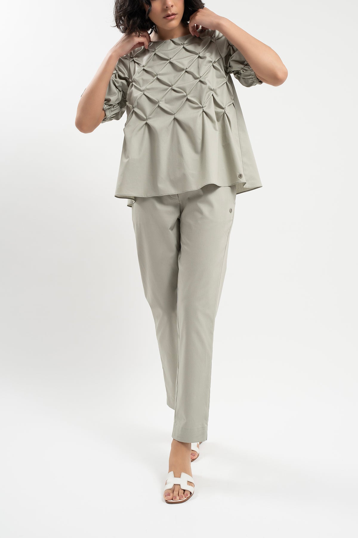 Color 50 - 2 - LILITH_50_02.jpg