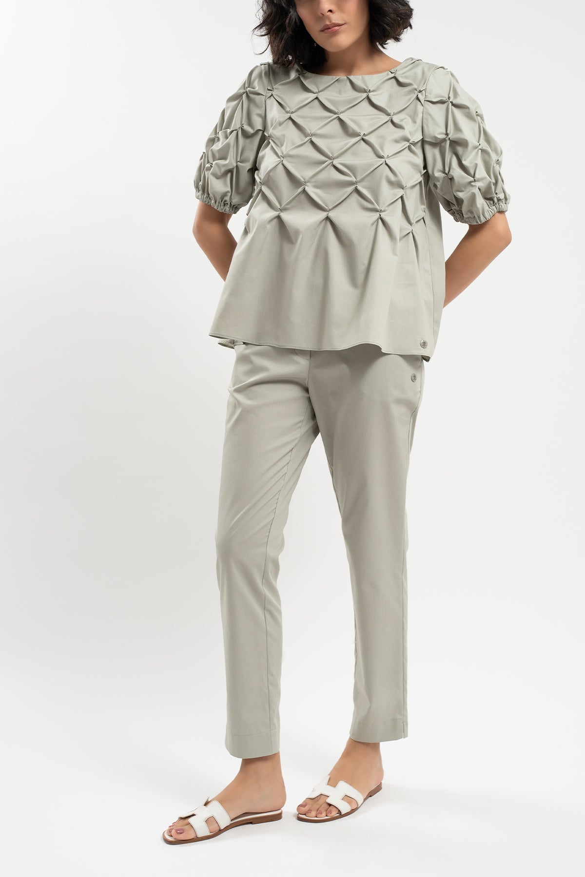 Color 50 - 3 - LILITH_50_03.jpg