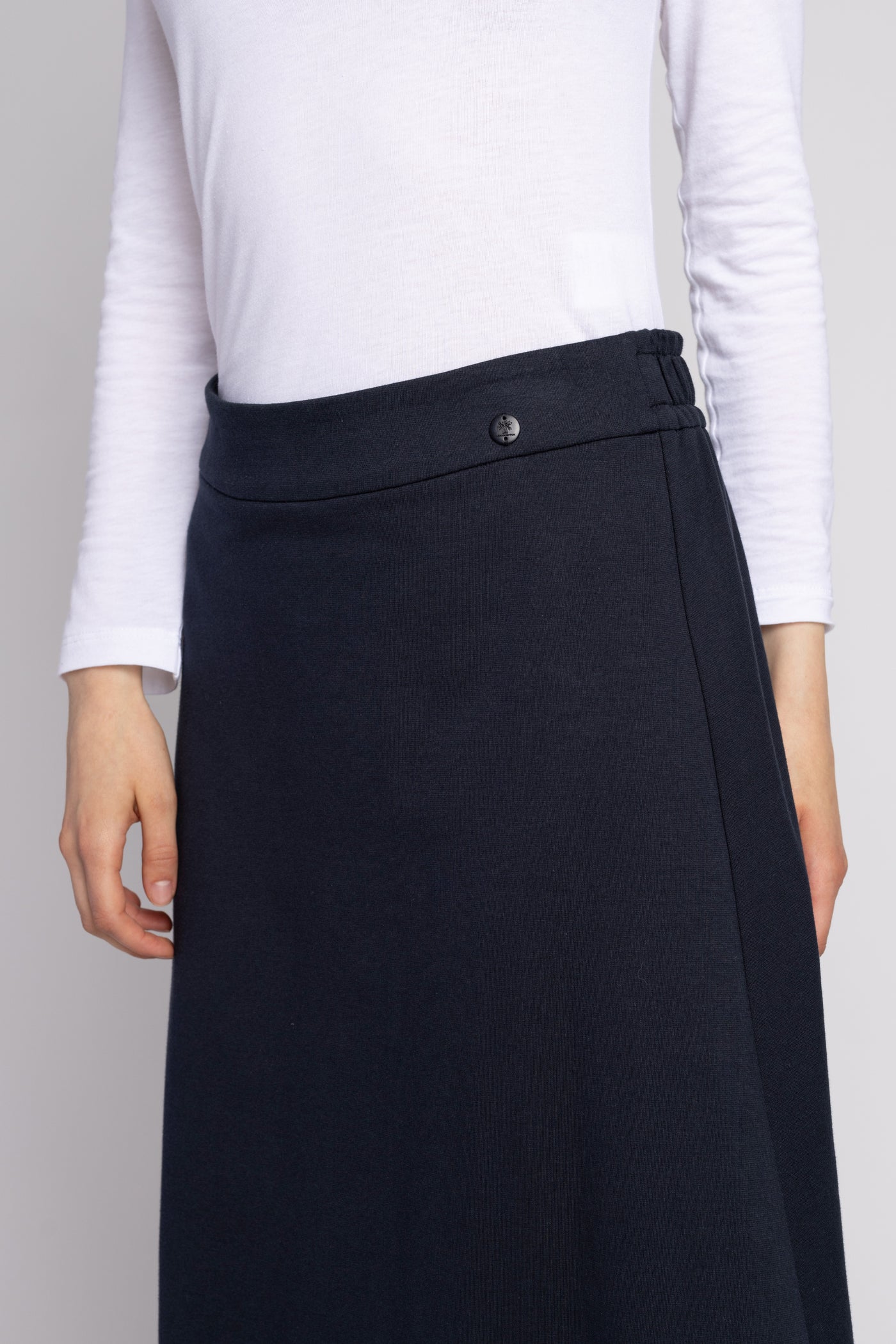 Color 26 - 5 - MERIT_26_04.jpg