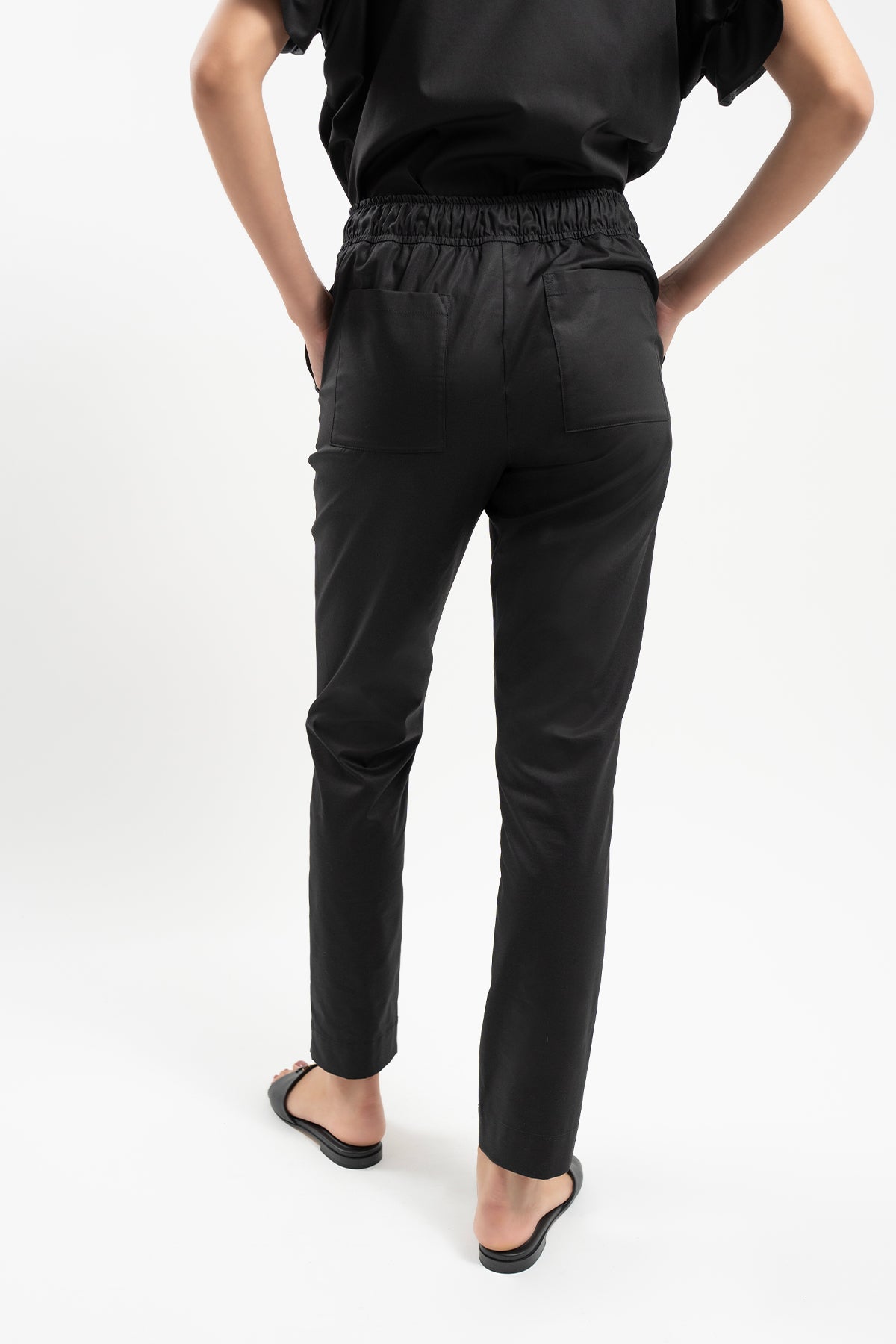 Color 01 - 5 - MIRA_01_05.jpg