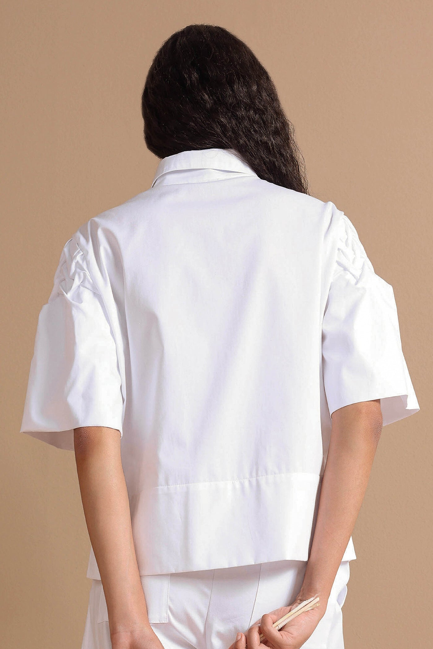 Color 80 - 3 - 50018001_Alba White_3.jpg